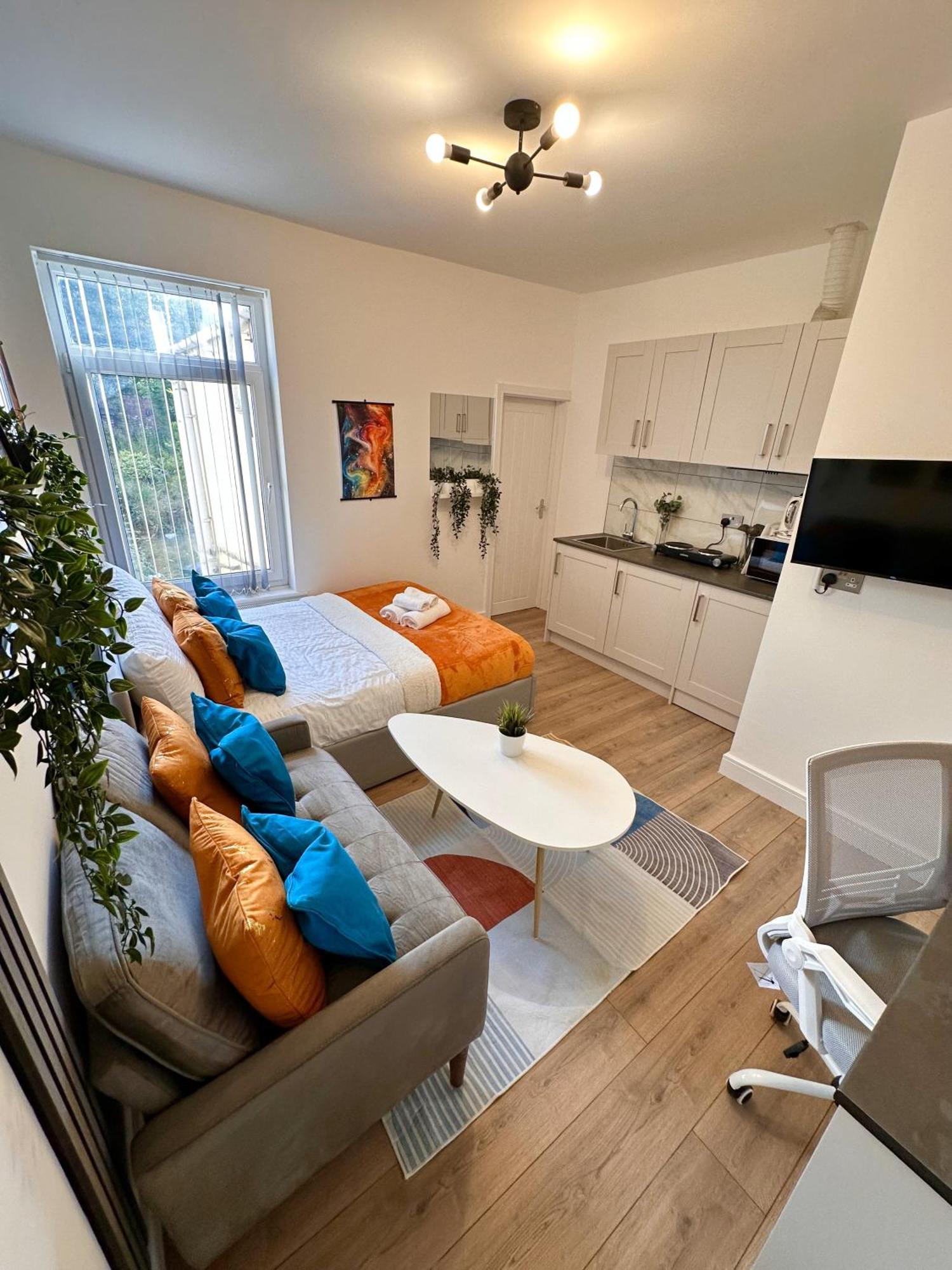 R4 Luxury Studio En-Suite Room In Harborne Lane By Queen Elizabeth Hospital Birmingham Exterior foto