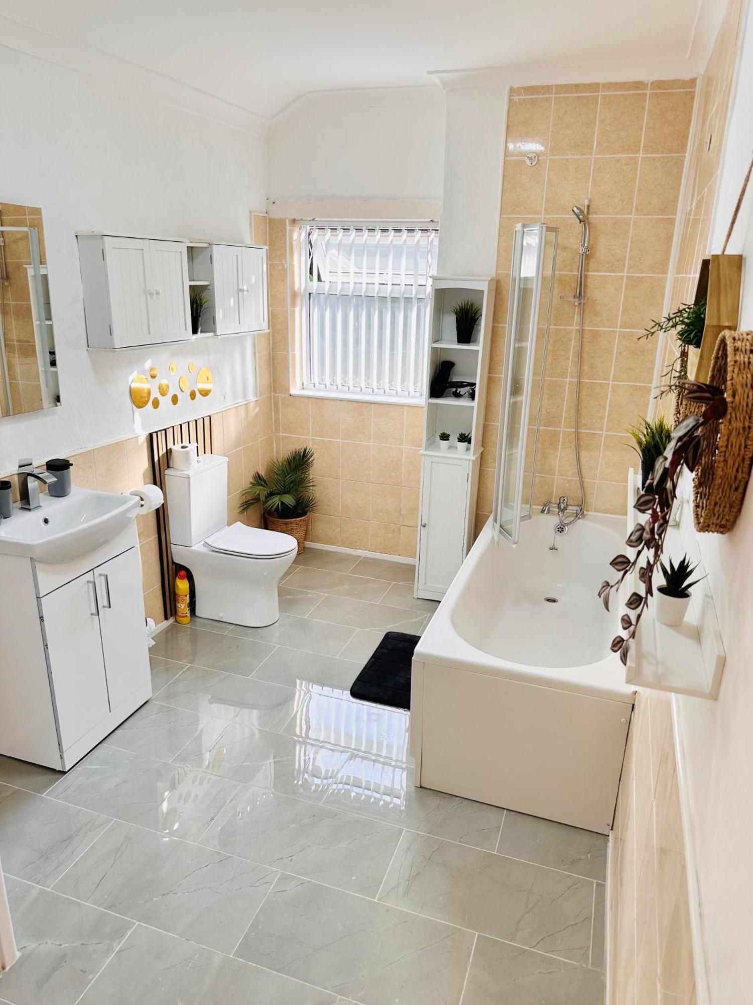 R4 Luxury Studio En-Suite Room In Harborne Lane By Queen Elizabeth Hospital Birmingham Exterior foto