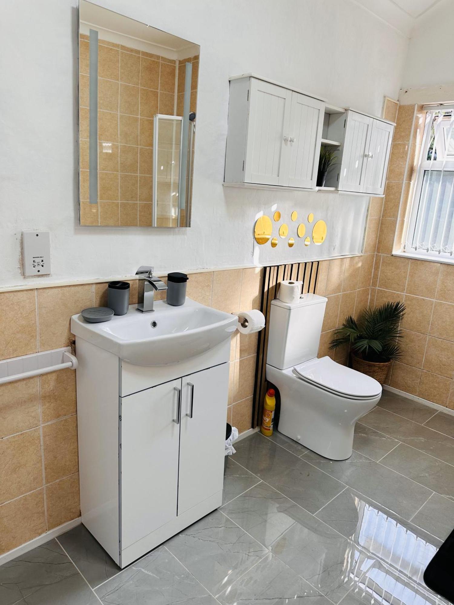 R4 Luxury Studio En-Suite Room In Harborne Lane By Queen Elizabeth Hospital Birmingham Exterior foto
